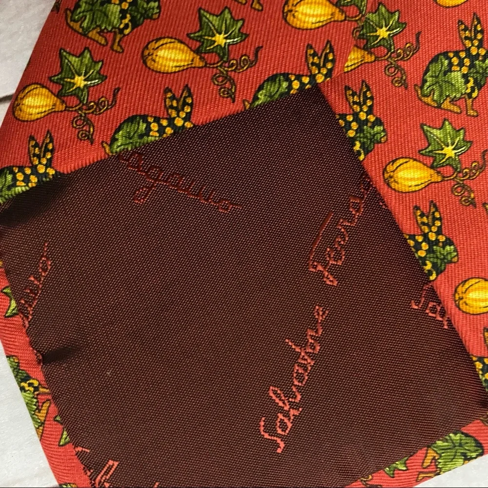 Salvatore Ferragamo Silk Red Holiday Abstract Festive Bunny Tie
